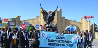 Öğrenciler Down Sendromlular İçin Yürüdü