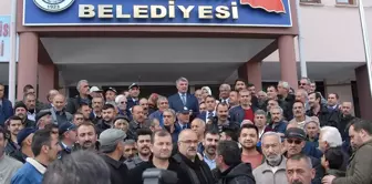 Kars'ta Belediye Başkanları Mazbatalarını Aldı