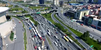 İstanbul'da Yarın Bazı Yollar Trafiğe Kapatılacak