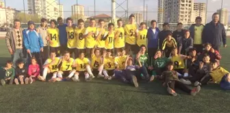 Kayseri U-14 Ligi Şampiyonu Kocasinan Şimşek, Türkiye Şampiyonası'na Katılacak