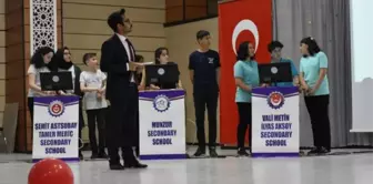 Erzincan'da Ortaokullar Arası Bilgi Yarışması Yapıldı