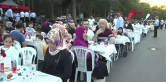 Başakşehir Belediyesi'nden mesire alanında 3 bin kişiye iftar