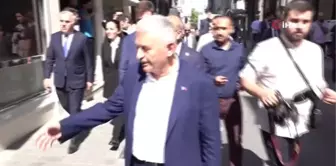 Binali Yıldırım, Mahmutpaşa esnafını ziyaret etti