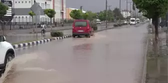 Sağanak hayatı olumsuz etkiledi (2)