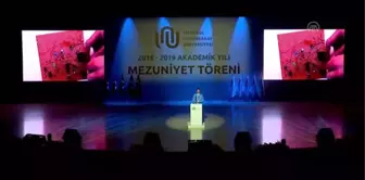 İstanbul Ayvansaray Üniversitesi 2018-2019 mezunlarını uğurladı (1)