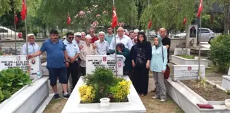 Şehit Mehmet Boşnak kabri başında anıldı