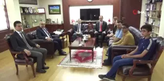 Vali Gündüzöz, LGS birincilerini tebrik etti