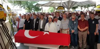 Eski CHP Genel Sekreteri Şeref Bakşık, İzmir'de toprağa verildi