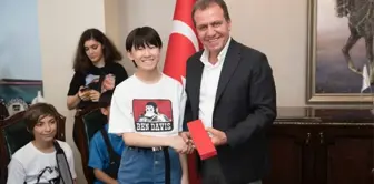 Başkan Seçer, Tatar ve Japon öğrencilerle buluştu