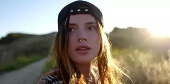 Cinsel tercihini açıklayan Bella Thorne kimdir?