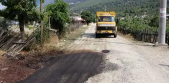 Büyükşehirden, Finike kırsalında yol bakım çalışması