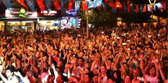 Trabzon'da horon festivali coşkusu