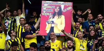 Fenerbahçeli taraftarlardan Dilay Kemer'e büyük destek