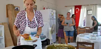 Zeynep Casalini Kumyakalı kadınlarla mutfakta