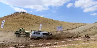 Yörük futbolunda eşekten düşüp, off-road yarışlarında takla attılar