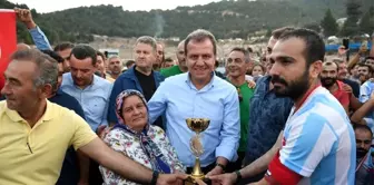 Fındıkpınarı Futbol Turnuvası'nın şampiyonu Emirler