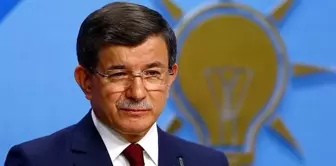 AK Parti'de ihracı istenen Davutoğlu ve üç isme tebligat gönderildi