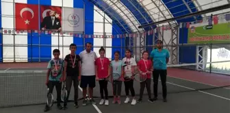 30 Ağustos Tenis Turnuvası Sona Erdi