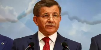 Ahmet Davutoğlu, AK Parti'den istifasını açıkladı, yeni siyasi parti sinyali verdi