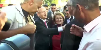 Kılıçdaroğlu, Bozkurt'ta depremden etkilenen vatandaşları ziyaret etti (2)