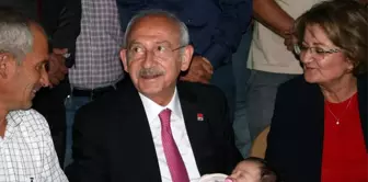 Kılıçdaroğlu Denizli'de depremzedeleri ziyaret etti