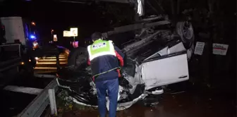 Kaza yerine gelen polis aracına başka bir otomobil çarptı