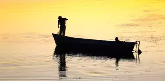 Fotoğraf sanatçıları eşsiz gün batımını fotoğrafladı