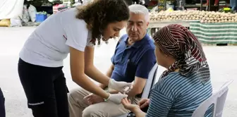 Hayvan hakları için Karabağlar'da kermes düzenlendi