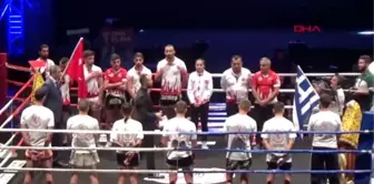 Spor türk ve yunan muaythaiciler kayseri'de ringe çıktı