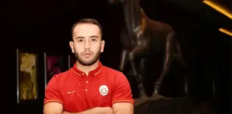 Olcan Adın futbolu bıraktı