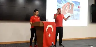 Altındağlı gençlerden milli sporculara moral