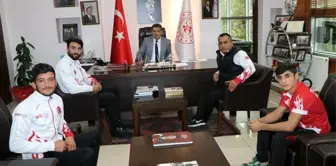 Muaythaicilerden Avrupa Şampiyonası öncesi Eskici'ye ziyaret