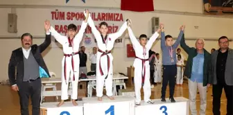 Bayramiç'te taekwondo şampiyonasına büyük ilgi