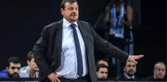 Ergin Ataman: 'Olympiakos'u yenmek için mutlaka kararlı ve sert oynamalıyız'