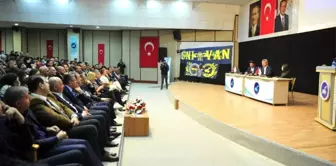 Sadettin Saran, Van YYÜ'de öğrencilerle buluştu