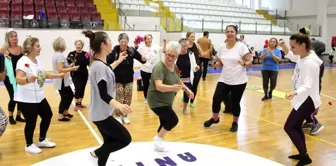 Antalya'da öğretmenler sporda ter döktü