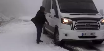 Muş'ta kar yağışı ve tipi ulaşımı etkiledi