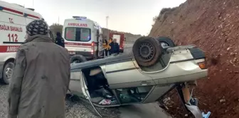 Manisa'da otomobil takla attı, 2 kişi ölümden döndü