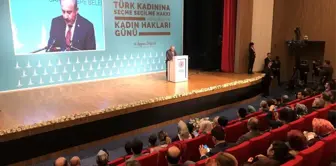 'Kadınların siyasette temsil oranlarını artırmak için en çok gayret eden kişi Cumhurbaşkanımızdır'