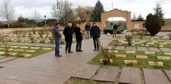 Dumlupınar Şehitliği zemini yenilendi