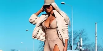 Jelena Karleusa'nın iç çamaşırlı Noel pozu nefes kesti