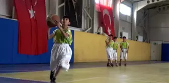 Kırıkkale'de çocuklar ilk kez basketbolla tanıştı