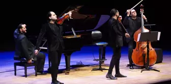 Janoska Ensemble İstanbul'da konser verdi