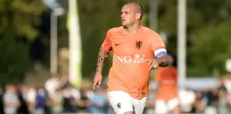 Yıldızlar Sneijder için buluşuyor! Türkiye'den gidecek isimler belli oldu