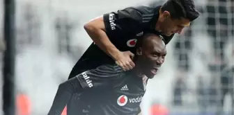 Atiba Hutchinson, Beşiktaş'taki en skorer sezonunu yaşamaya çok yakın!