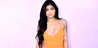 ABD'li model Kylie Jenner, iç çamaşırlı pozlarıyla 2019'a veda etti