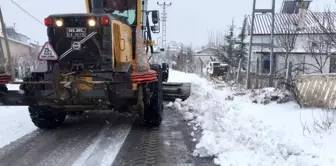 Selçuklu'da dış mahallelerde yoğun kar mesaisi