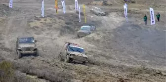 Tarsus'ta off-road yarışları nefes kesti