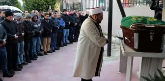 İzmir'deki silahlı saldırıda hayatını kaybedenler toprağa verildi