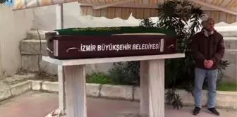 İzmir'deki silahlı saldırıda hayatını kaybedenler toprağa verildi